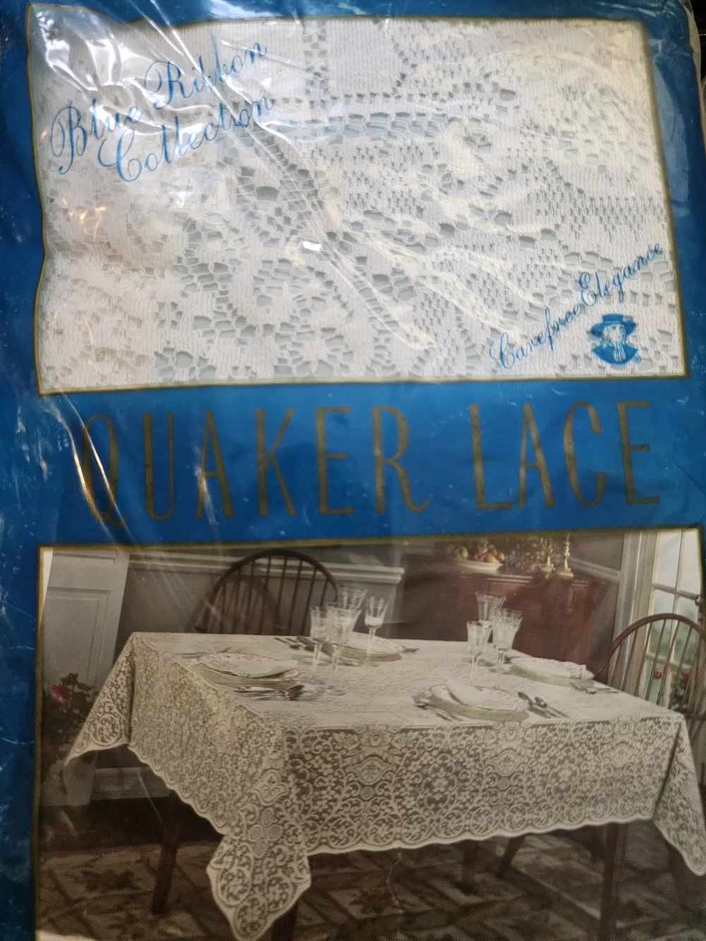 Large White Quaker Lace Tablecloth